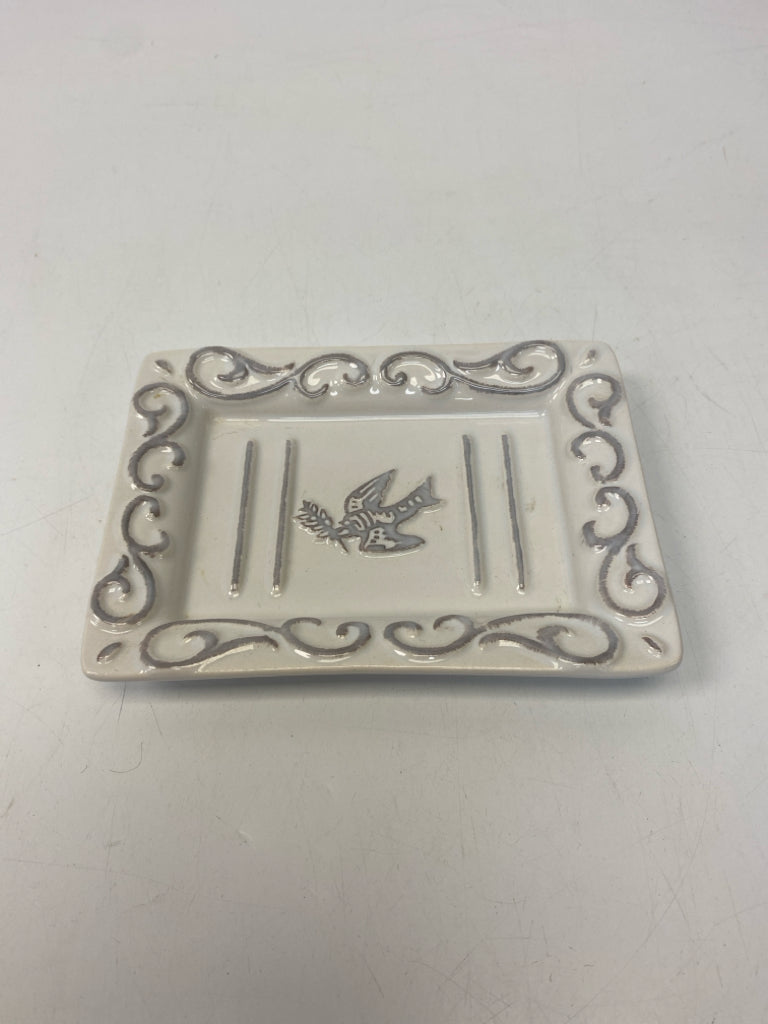 White Gray Swirl Trimmed Soap Dish