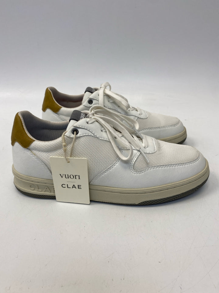 NWT vuori Size 7.5 White Lace-Up Men&