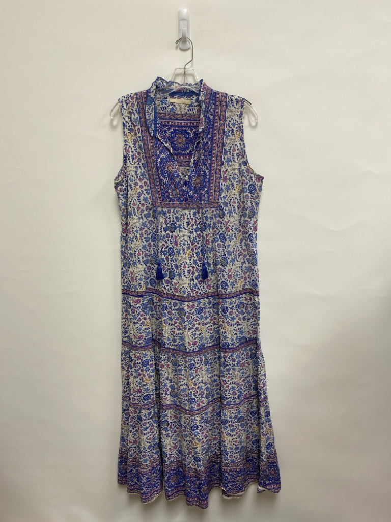 Size M Cream/Blue Lavender Floral Maxi Ladies Dress