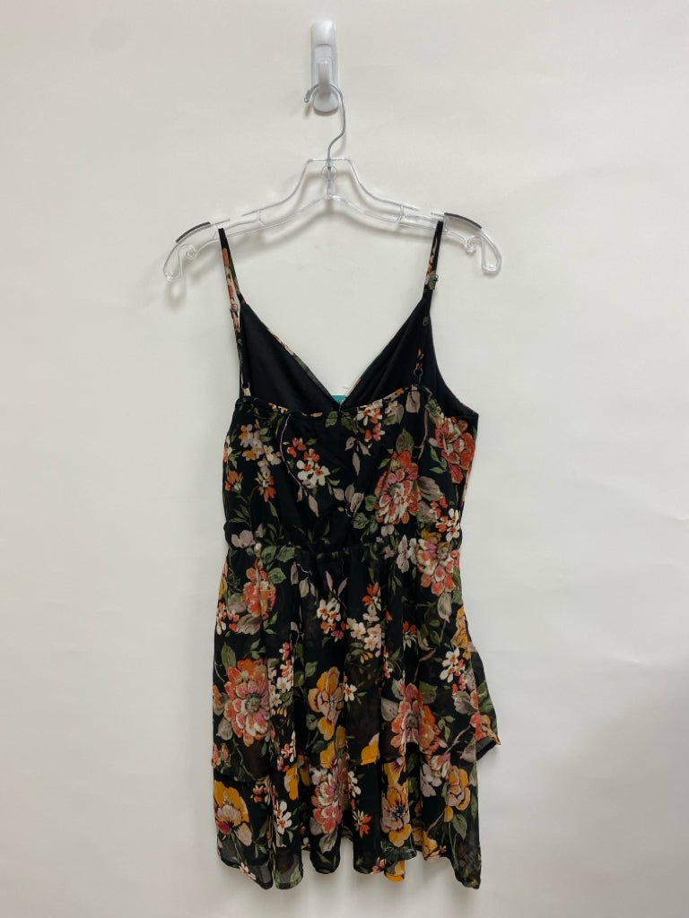 NWT maurices Size L Black/Taupe Red/Orange Flowers Sleeveless Ladies Dress