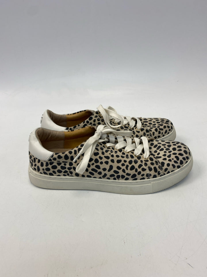 Jack Rogers  Size 8 Cream/Black Animal Print Sneakers