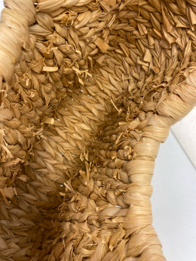 Natural Woven Straw Handbag