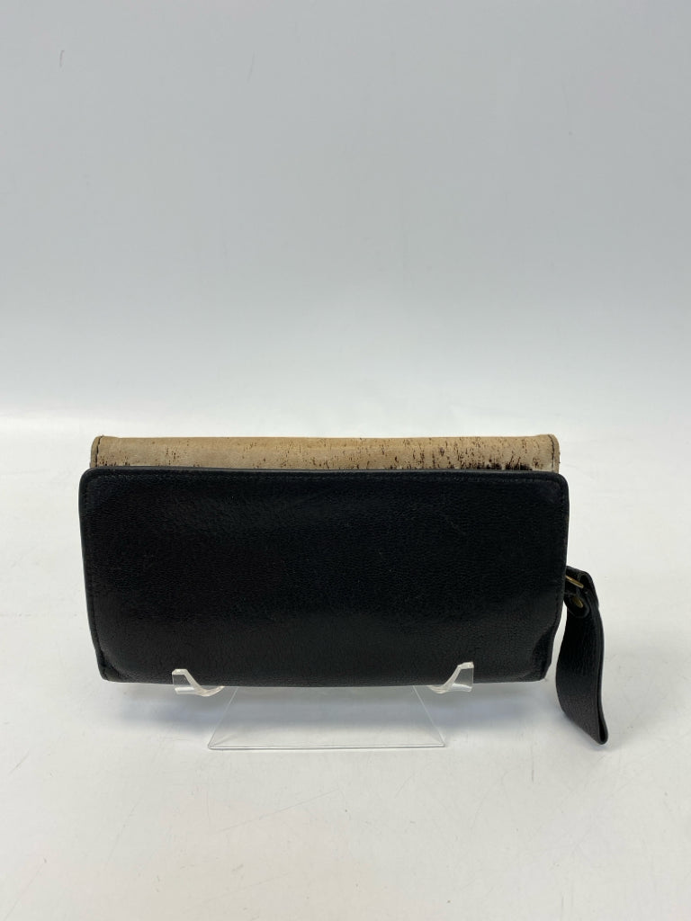 Kenneth Cole Black Brown Wallet