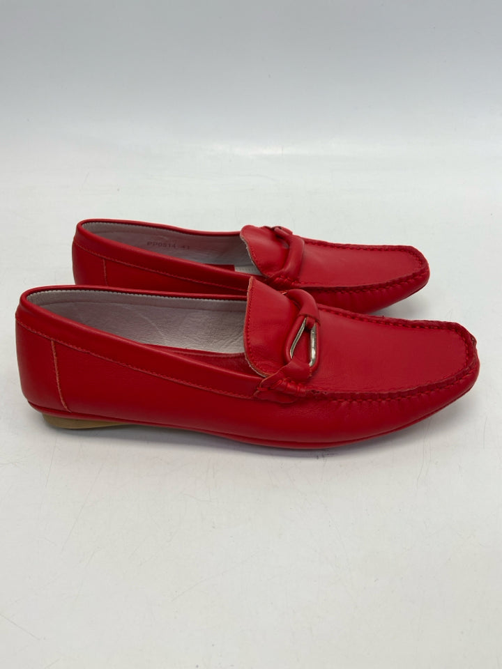 Size 41 Red Flats