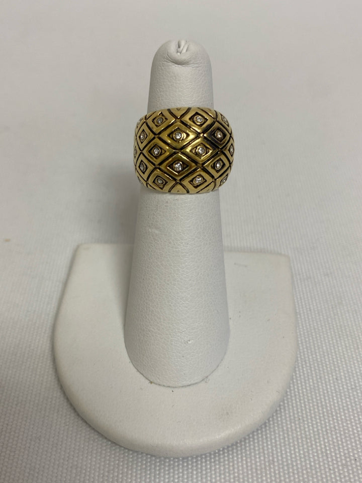 Gold Color Black Jeweled Ring