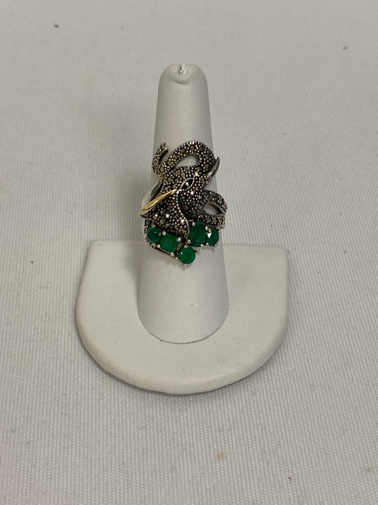 Silver Green/Gold Elephant Ring