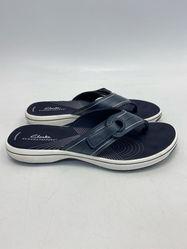 Clarks  Size 8 Navy Sandals