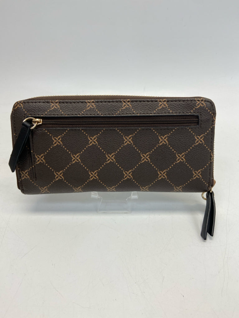 Nine West  Size Dark Brown Wallet