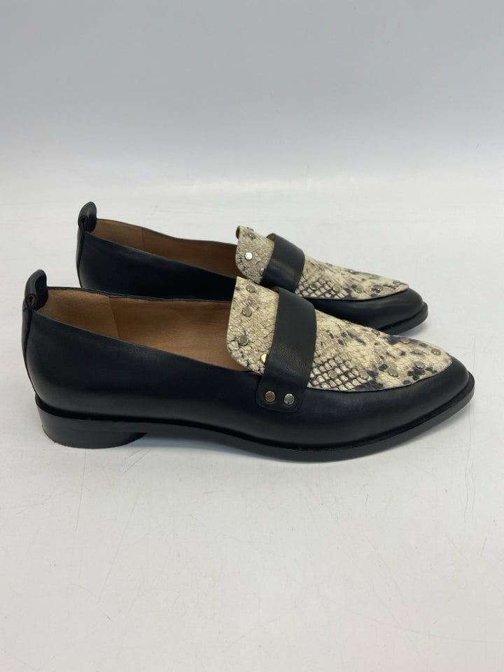 Joie  Size 38.5 Cream/Black Snakeprint Flats
