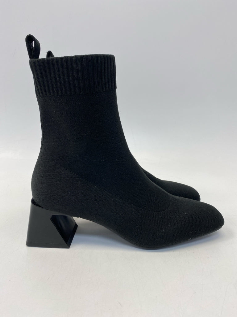 Vivaia EU Shoe Size 39.5 US Shoe Size Black Fabric Boots
