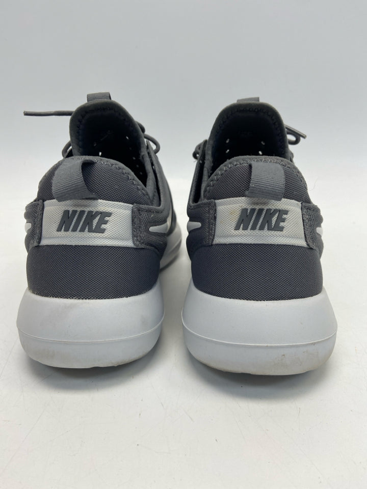 Nike Size 10.5 Dark Gray Lace-Up Men&