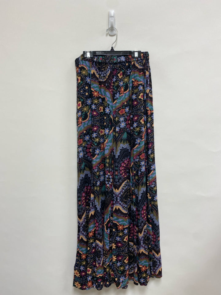 Free People Size S Black/Blue Purple/Multi Floral Maxi Ladies Skirt
