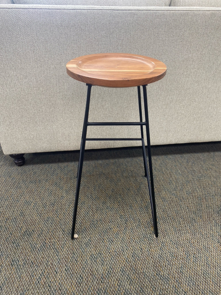 Natural Barstool