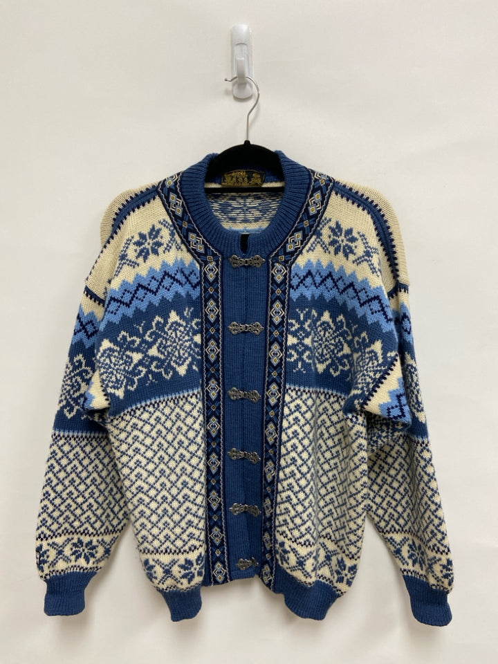 Nordstrikk Size M Cream Blue Zig Zag Wool Ladies Sweater
