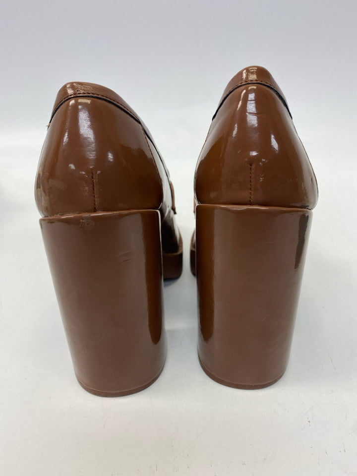 Rouge Helium  Size 8 Brown Patent Heels
