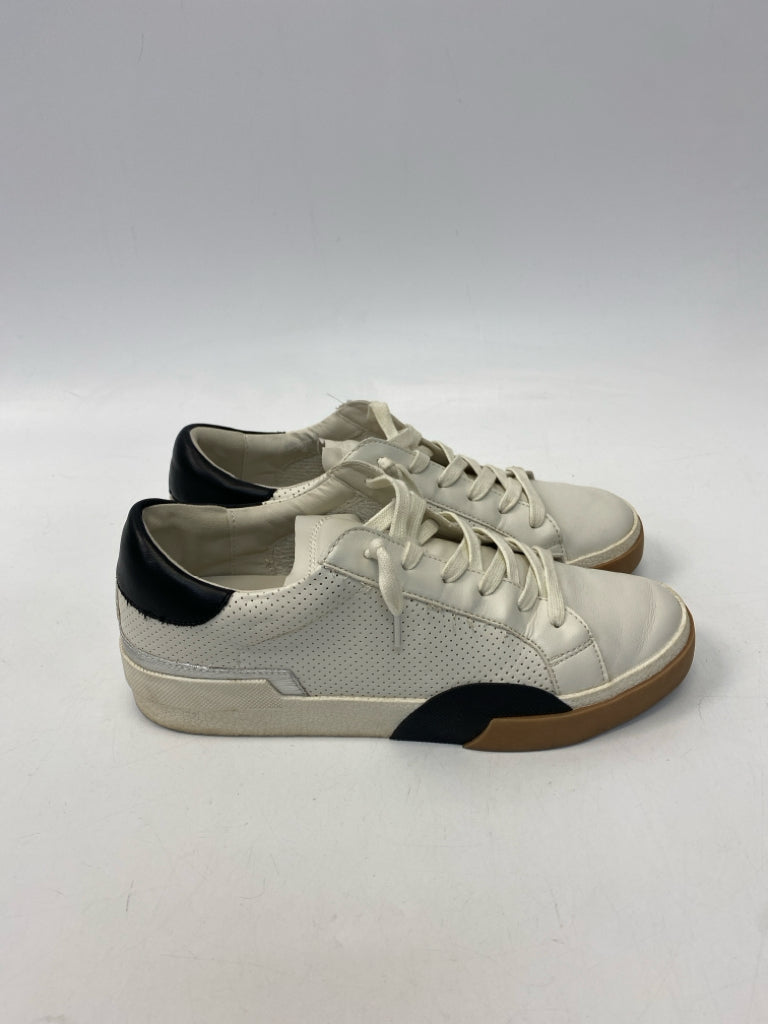Dolce Vita  Size 8 White/Black Lace-up Sneakers