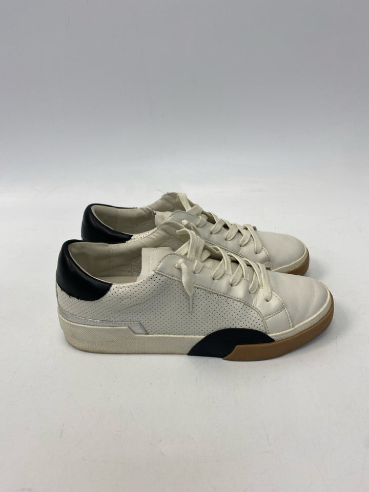 Dolce Vita  Size 8 White/Black Lace-up Sneakers