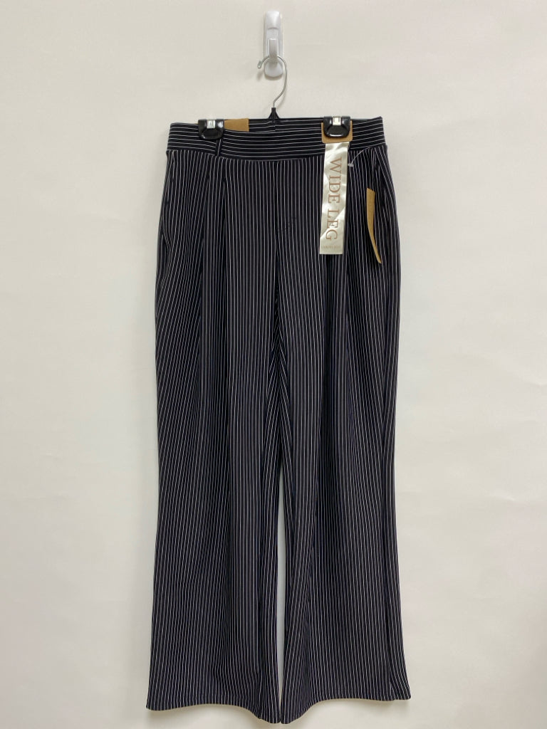 NWT Size M Black White Striped Ladies Pants