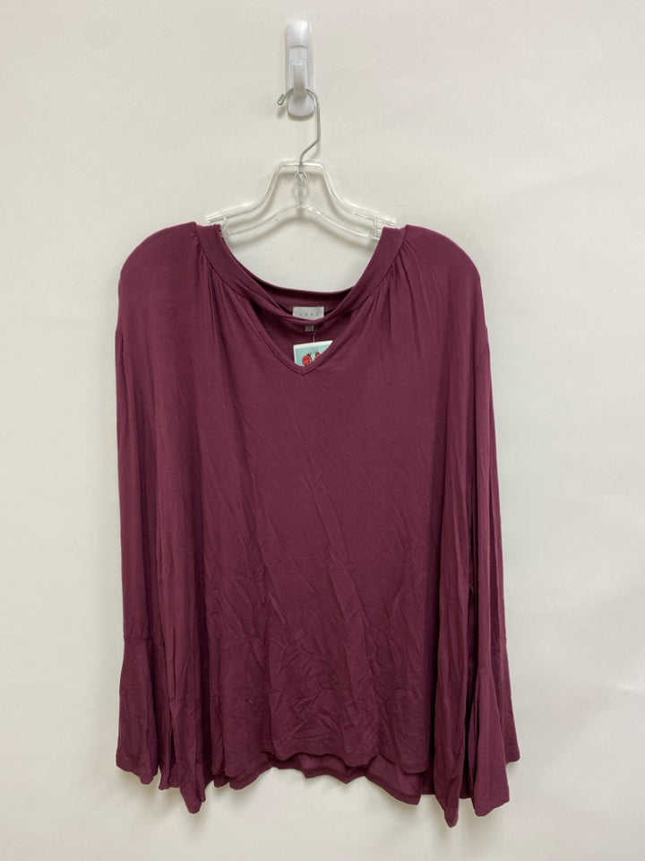 NWT  SIZE  3X Purple Cut-Out Plus Size Top