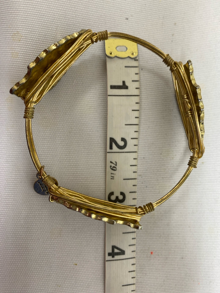 Gold Color Arrow Bracelet