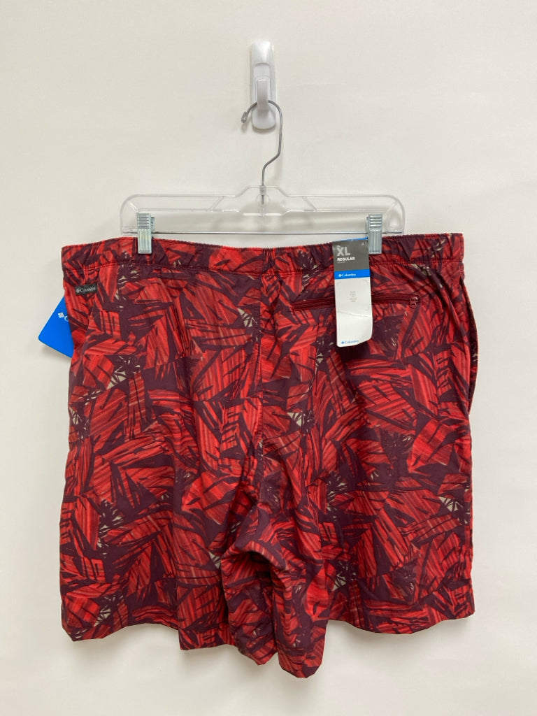 NWT Columbia Size XL Red Burgundy Abstract Men&