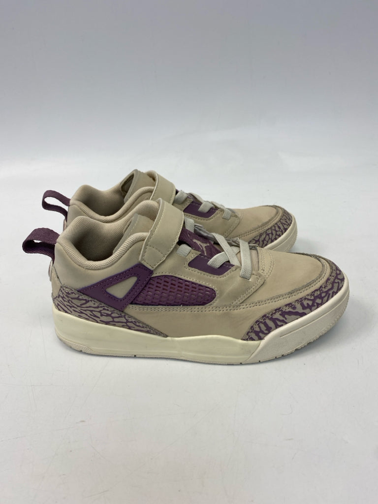 Nike SIZE 2.5Y Beige Purple Jordan Spizike Low Let&