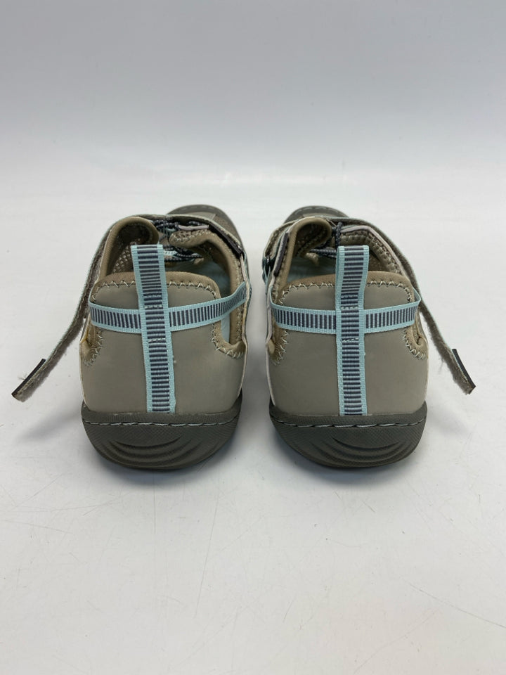 jbu  Size 10 Tan Aqua Mesh Sandals