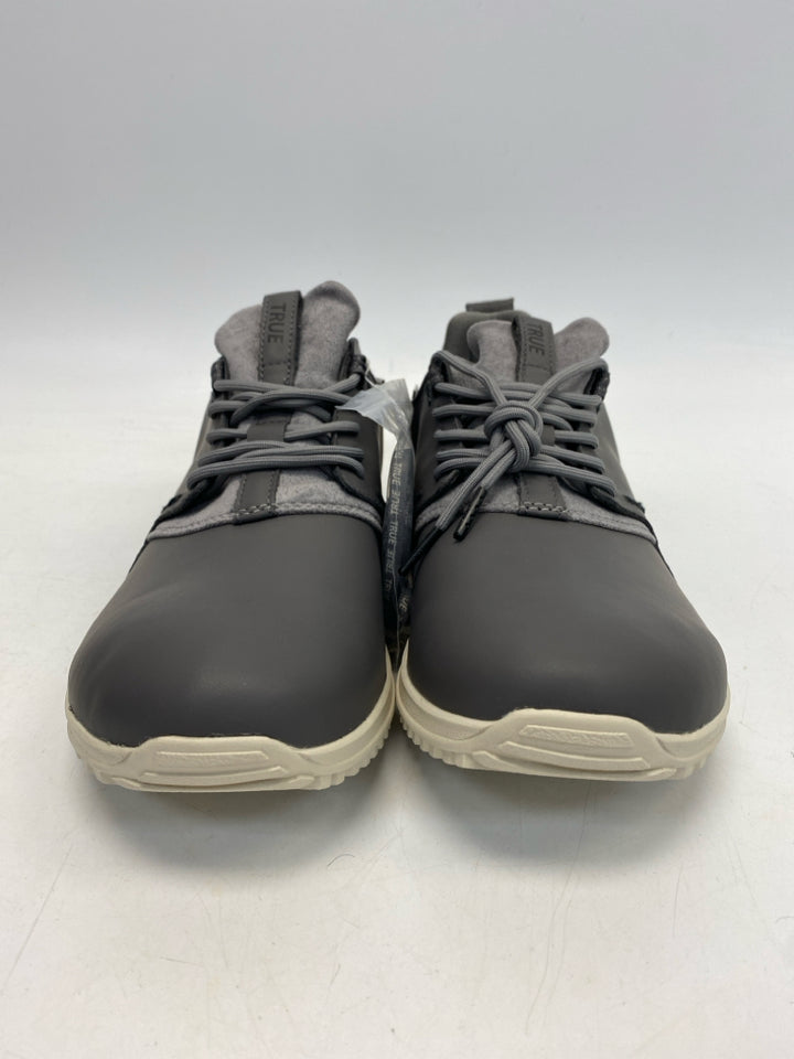 NWOT True Size 12 Gray Lace-Up Men&