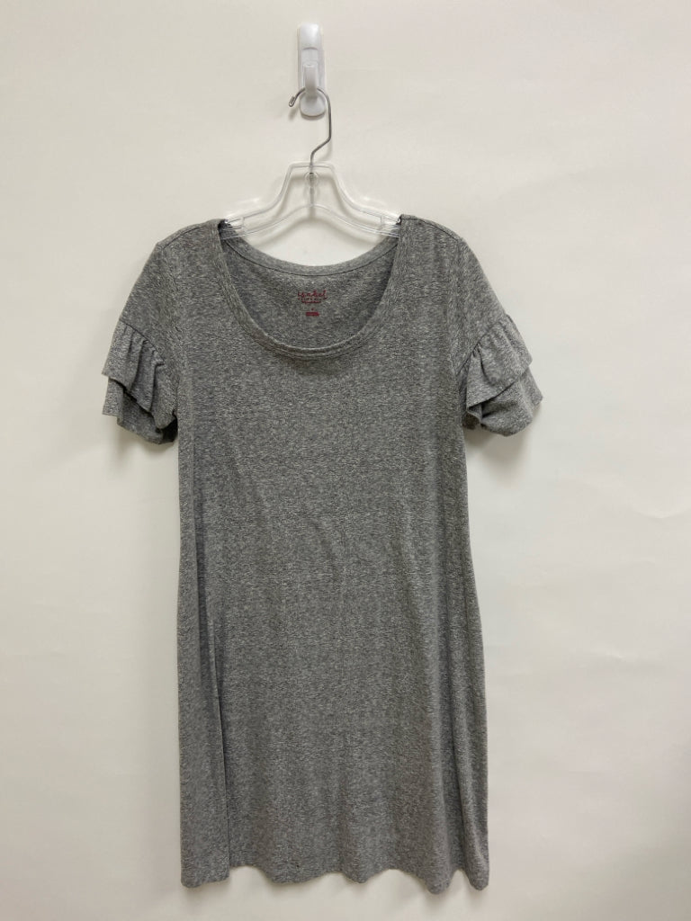 isabel maternity Size S Gray Heather Ruffles Maternity Dress