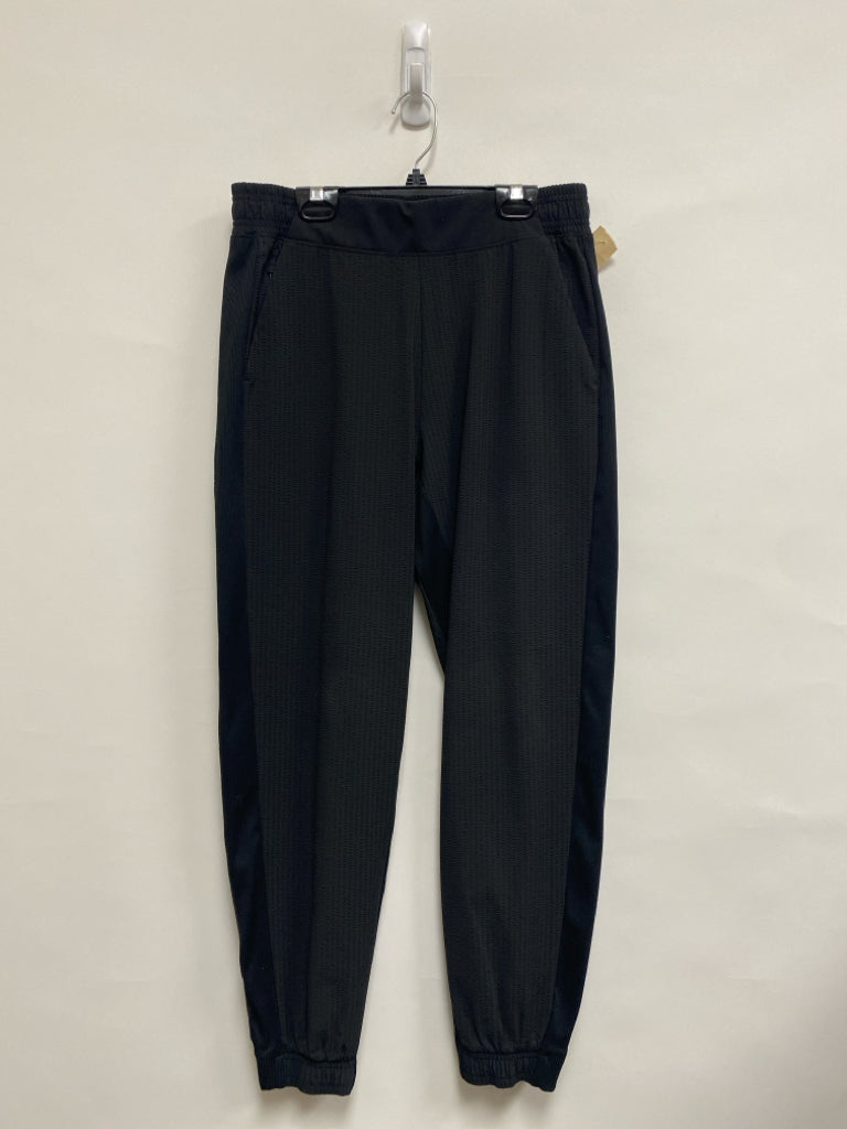 Athleta Size 4 Black Texture Athletic Pants
