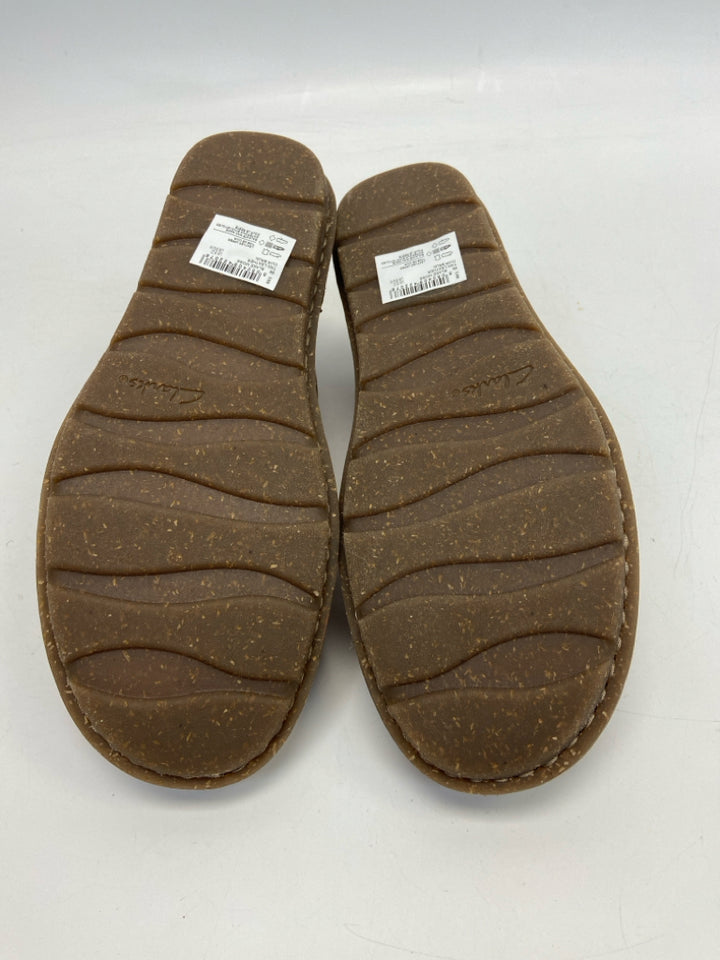 NWOT Clarks  Size 8.5 Brown Woven Leather Sandals
