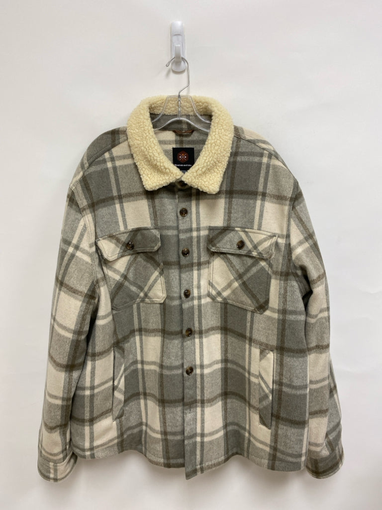 Size XXL Cream/Gray Brown Plaid Button Up Men&