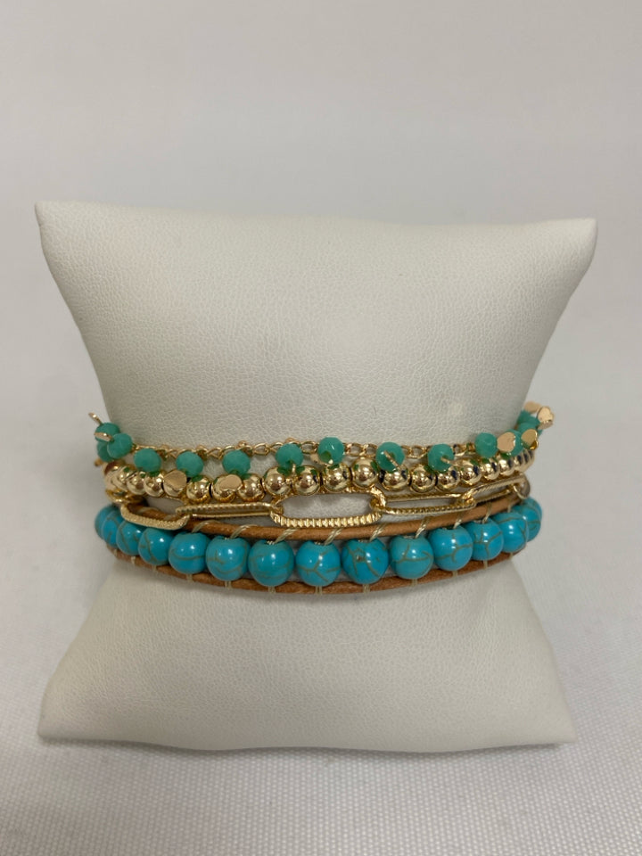 Victoria Emerson Gold Color Turquoise Beaded Bracelet