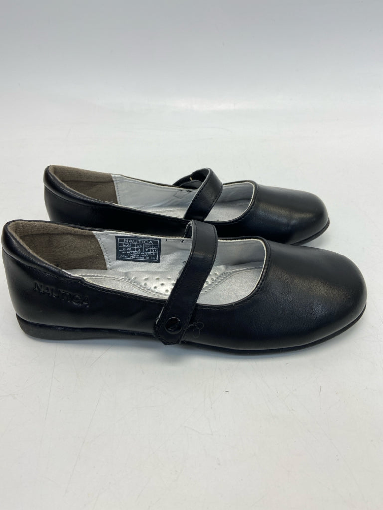 Nautica SIZE 3 Black Girl&