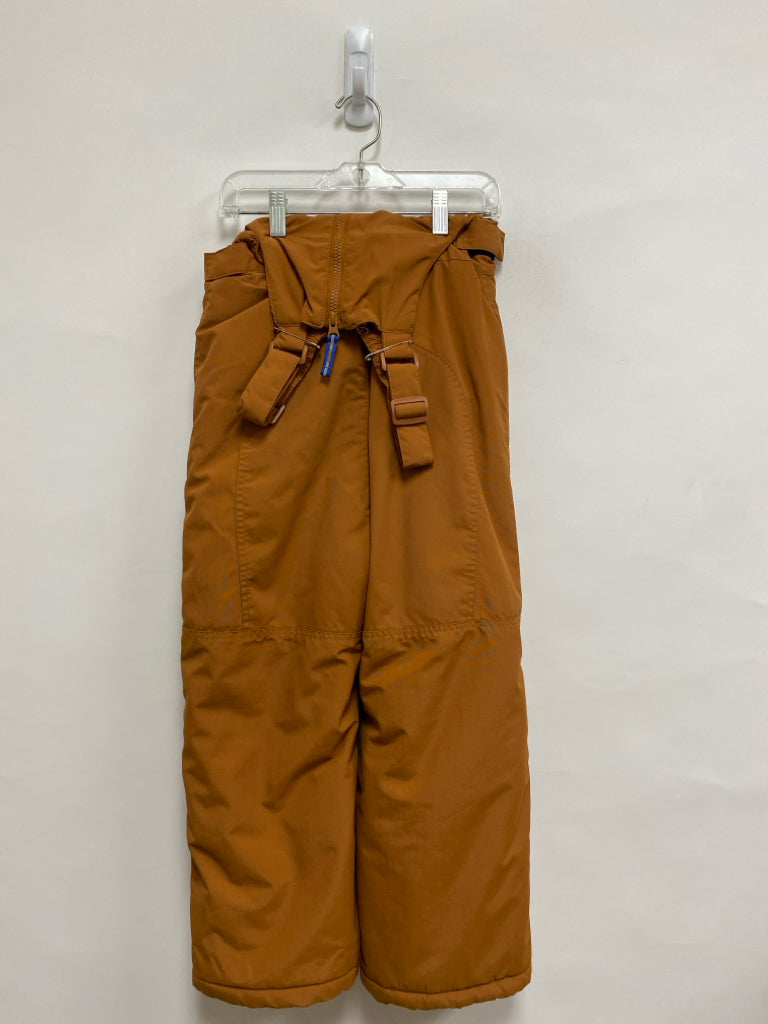 amazon essentials SIZE 6/7 Orange Boy&