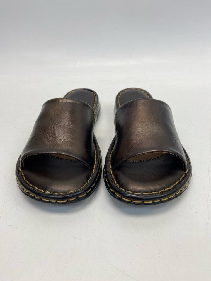 NWOT Born  Size 7 Bronze Sandals