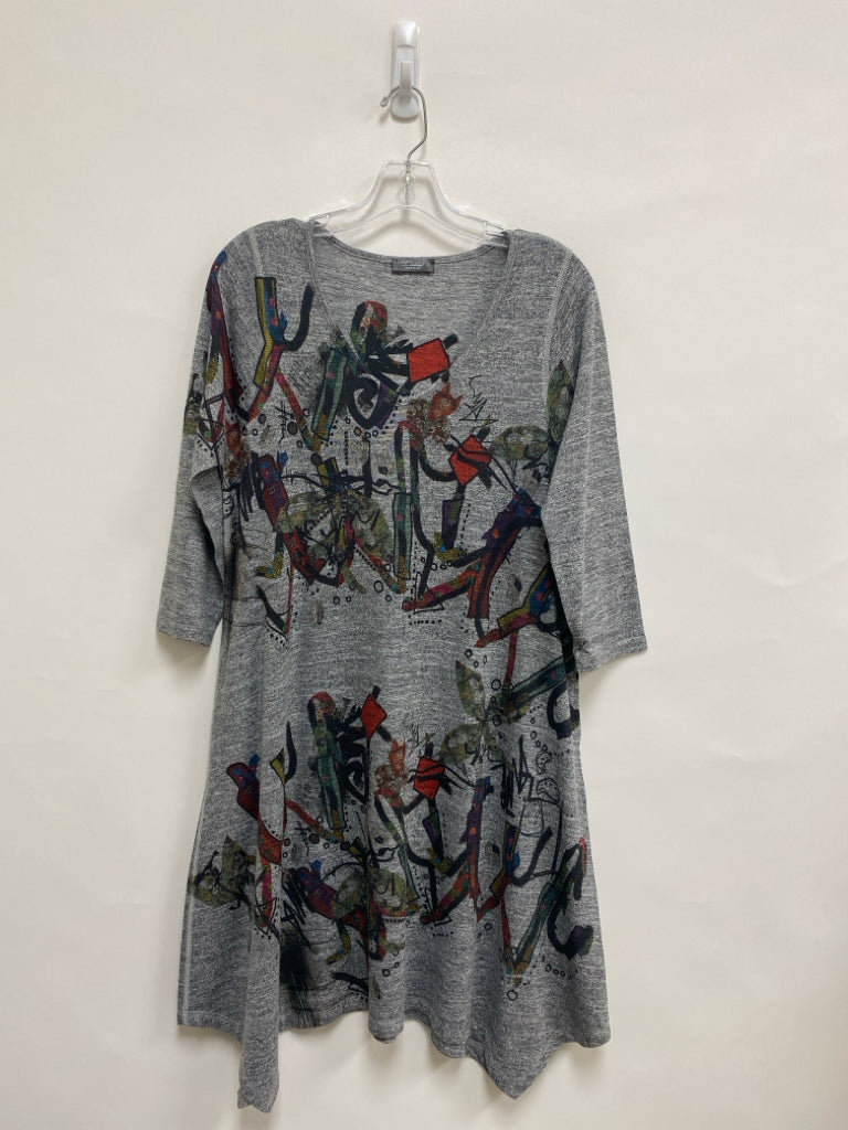 Inoah Size S Gray Multi Color Abstract Tunic Knit Ladies Dress