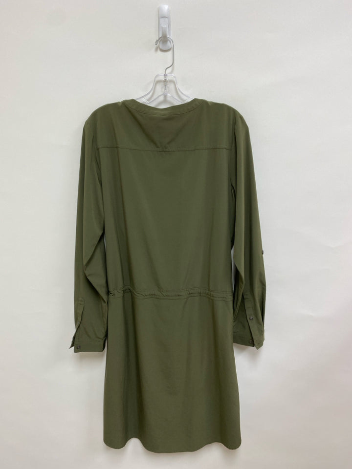 Orvis Size M Green Buttons Long Sleeve Ladies Dress