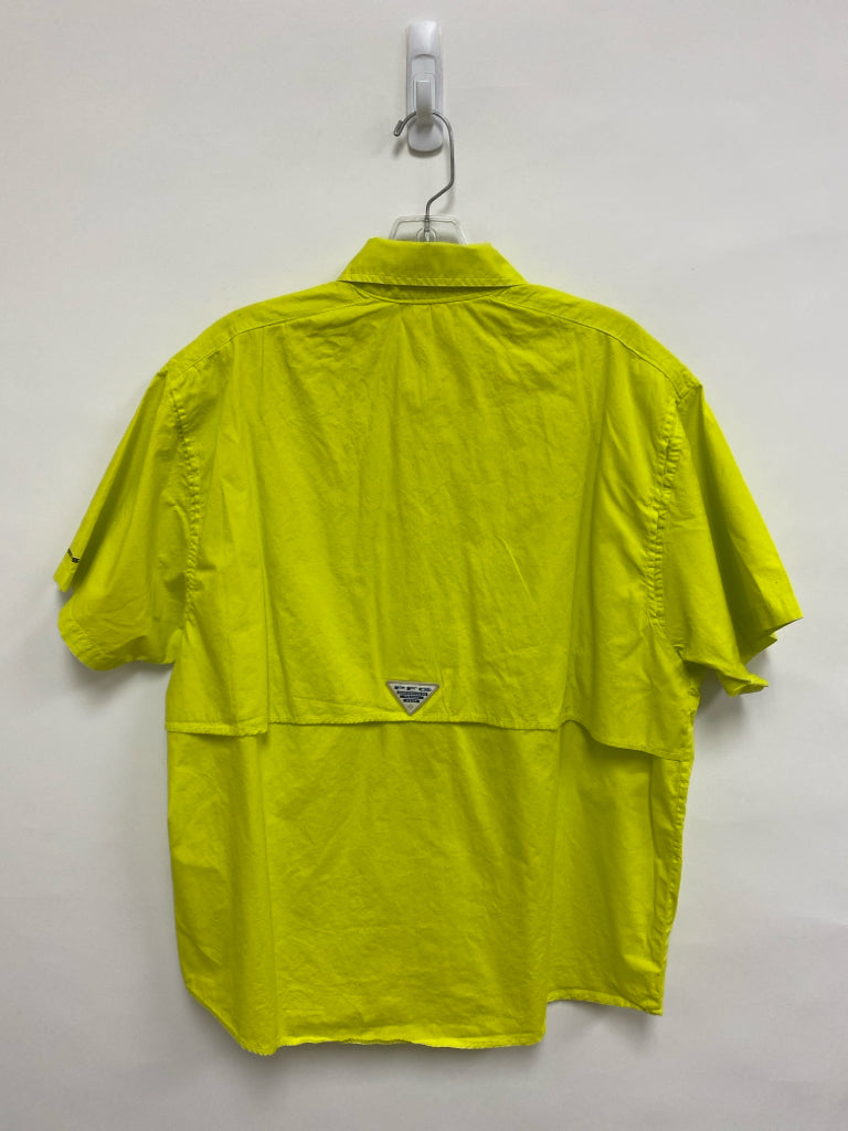 Columbia Size M Lime Green Button Up Men&