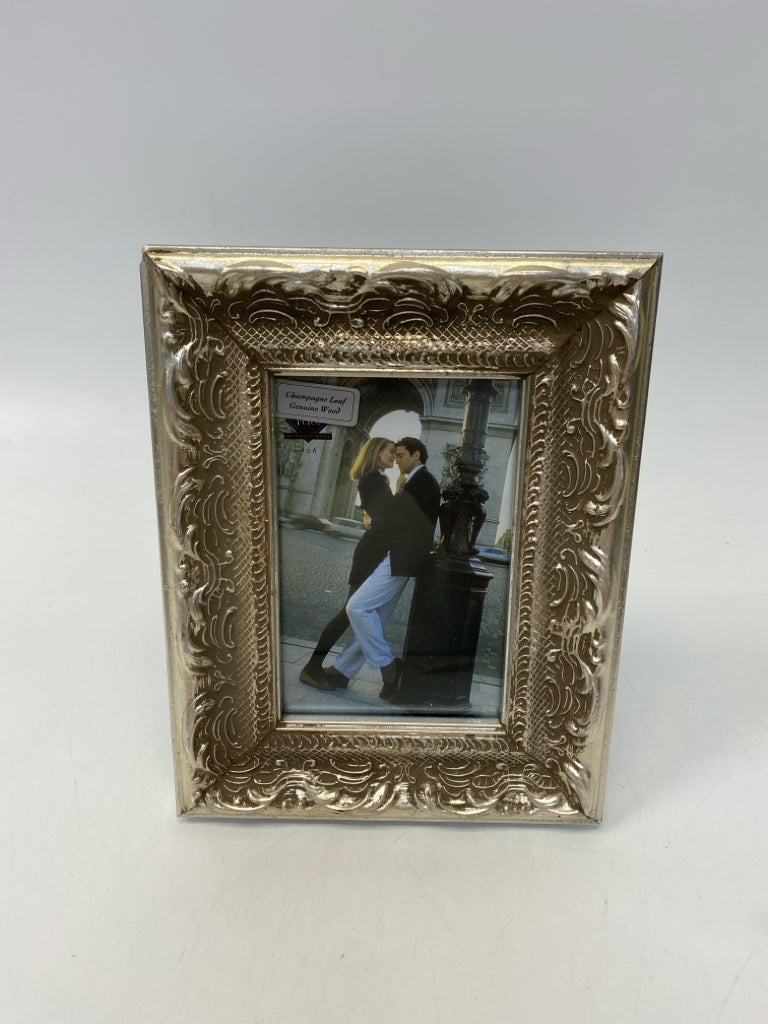 Champagne Vine Wood Frame