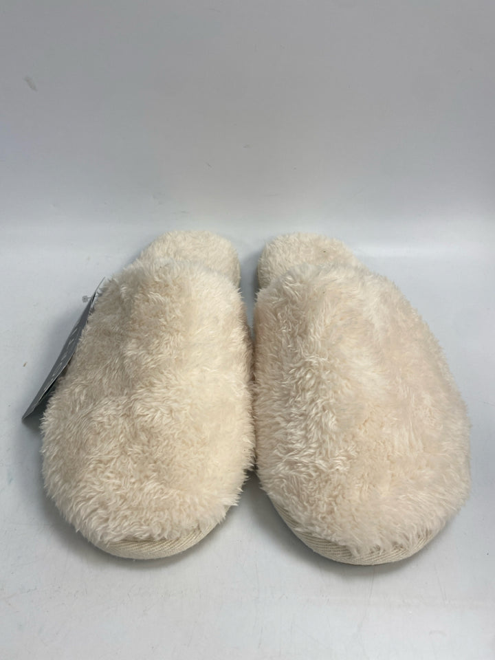 NWT Softies Size L Almond Dream Plush Slippers