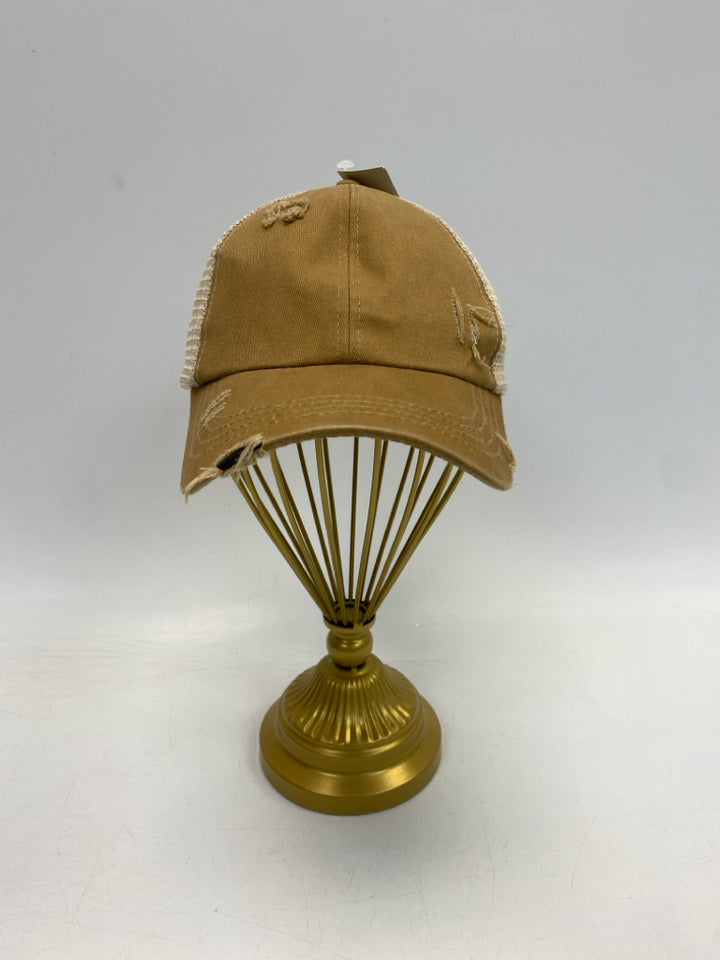NWT maurices Tan/Cream Baseball Hat