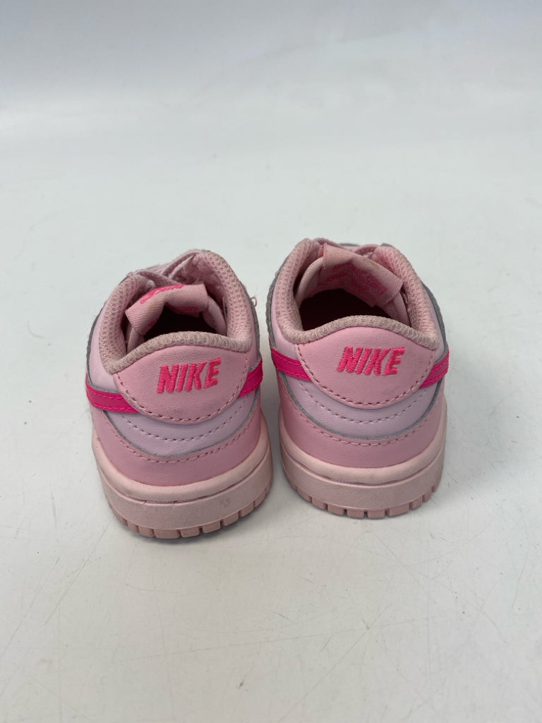Nike SIZE 5 Pink Lace-Up Girl&