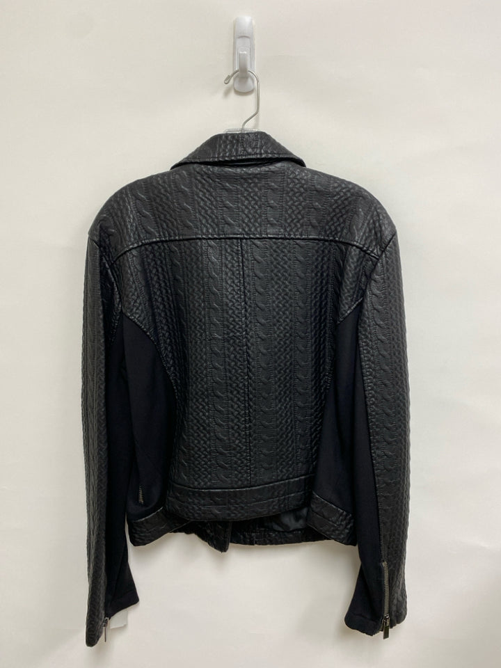NY&amp;Co Size XL Black Texture Zip Down Faux Leather Ladies Jacket