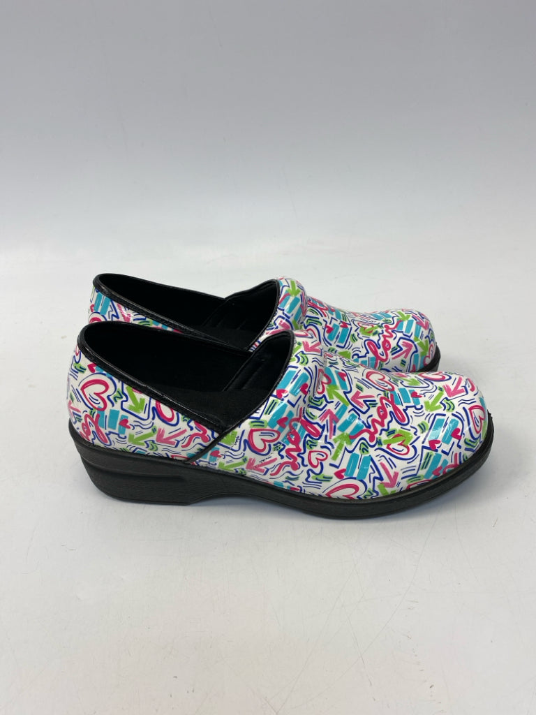 US Shoe Size 9.5 White Multi-Color Clogs
