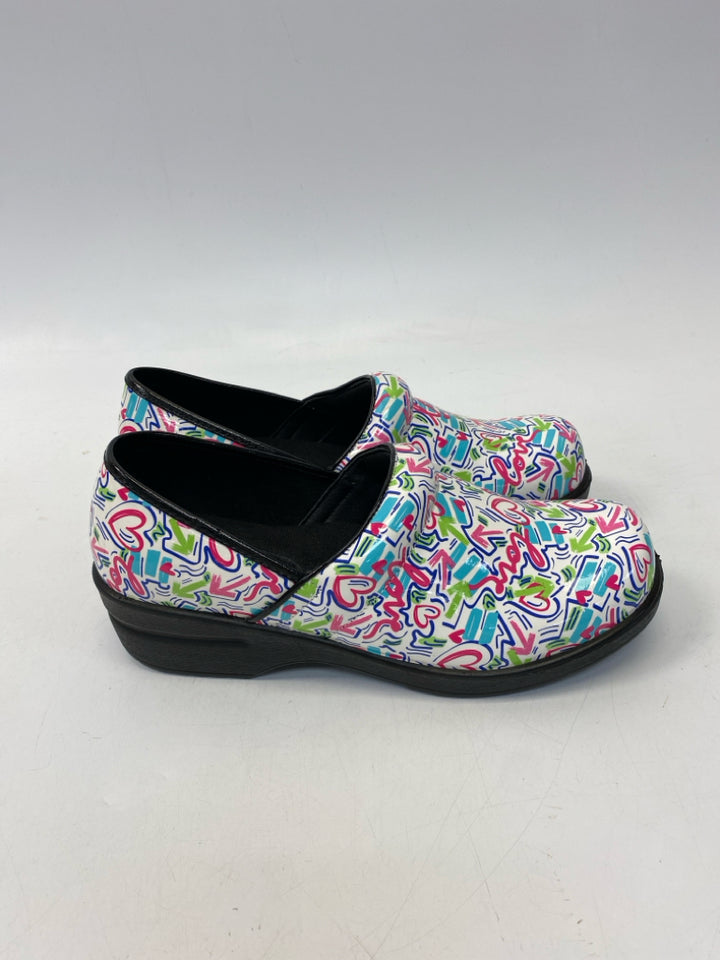 US Shoe Size 9.5 White Multi-Color Clogs