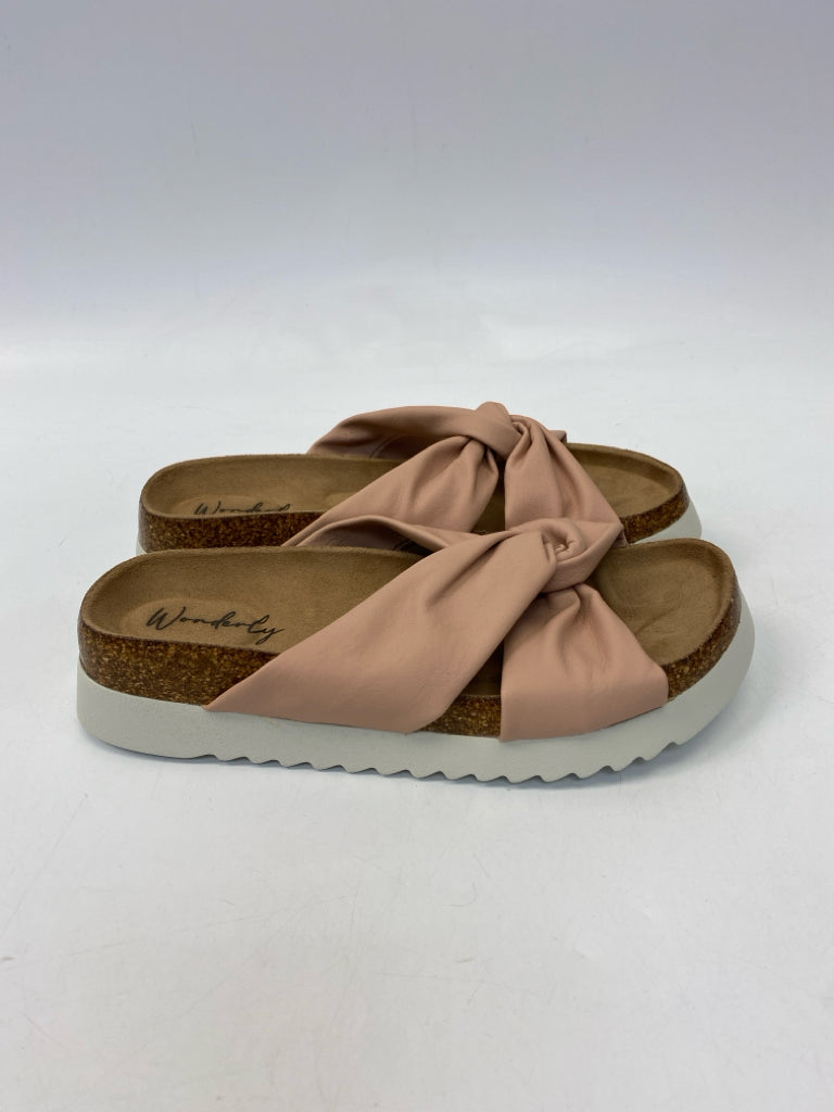 NWOT wonderly  Size 7 Blush Twisted Sandals