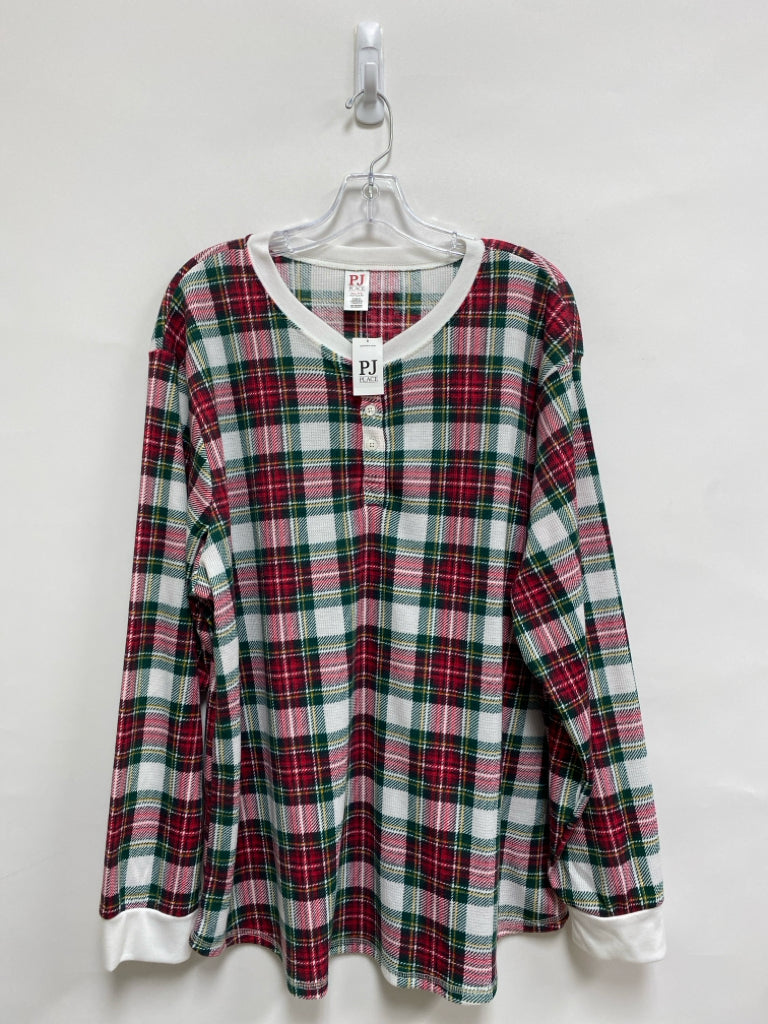 NWT Size XXL White/Green Red Plaid Plus Size Pajamas