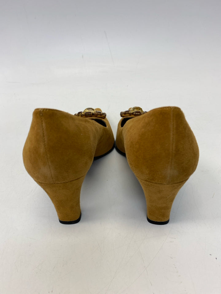 NWOT Stuart Weitzman US Shoe Size 7.5 Camel Jeweled Suede Heels