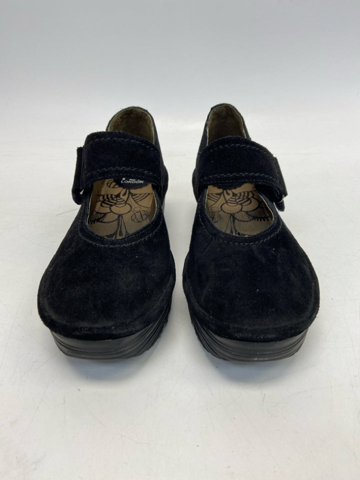 Fly London EU Shoe Size 36 US Shoe Size 5.5 Black Heels
